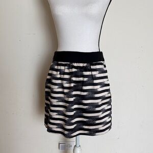 Gap Black and Cream Striped Women's Skirt